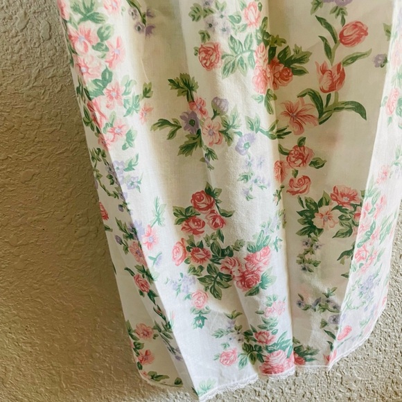 Vintage Cottagecore Floral NIghtgown - Picture 6 of 10